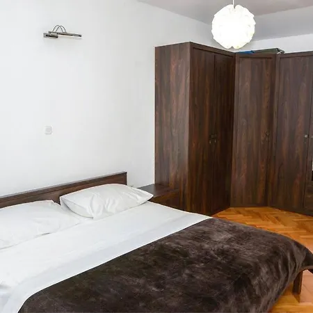 Apartment Flavija *