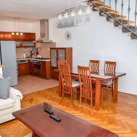 Apartment Flavija Zadar